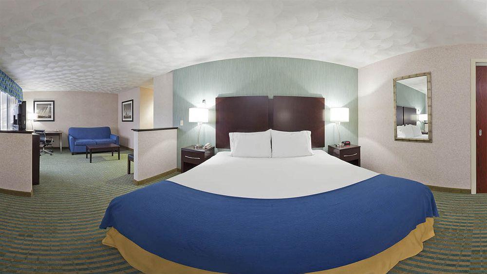 Holiday Inn Express & Suites Smithfield - Providence By Ihg Eksteriør billede