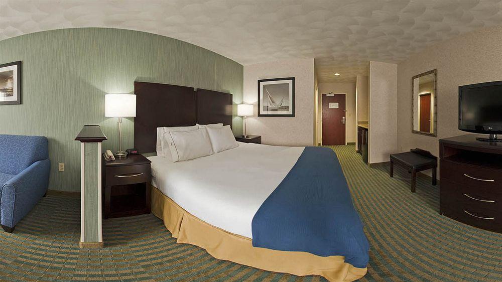 Holiday Inn Express & Suites Smithfield - Providence By Ihg Eksteriør billede