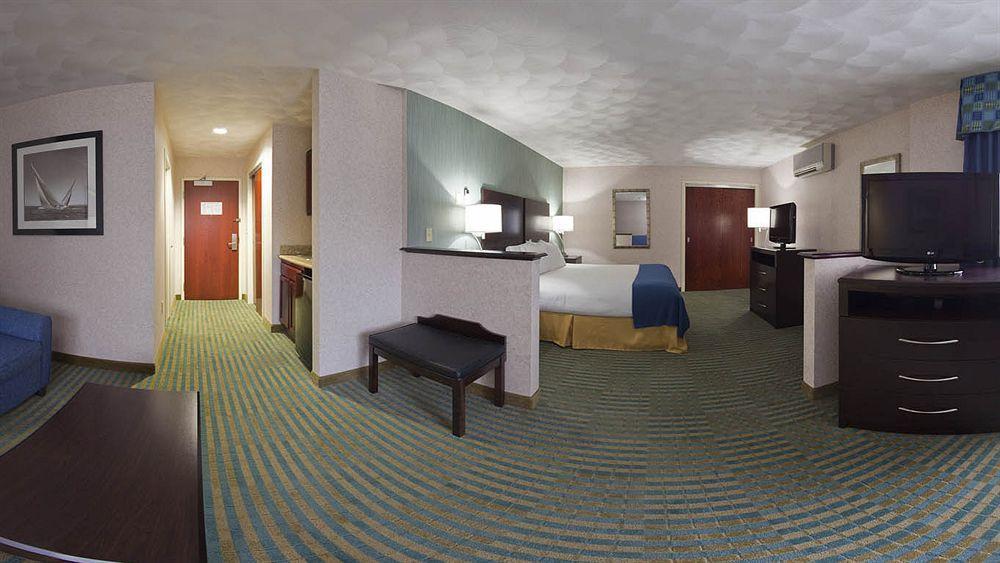 Holiday Inn Express & Suites Smithfield - Providence By Ihg Eksteriør billede