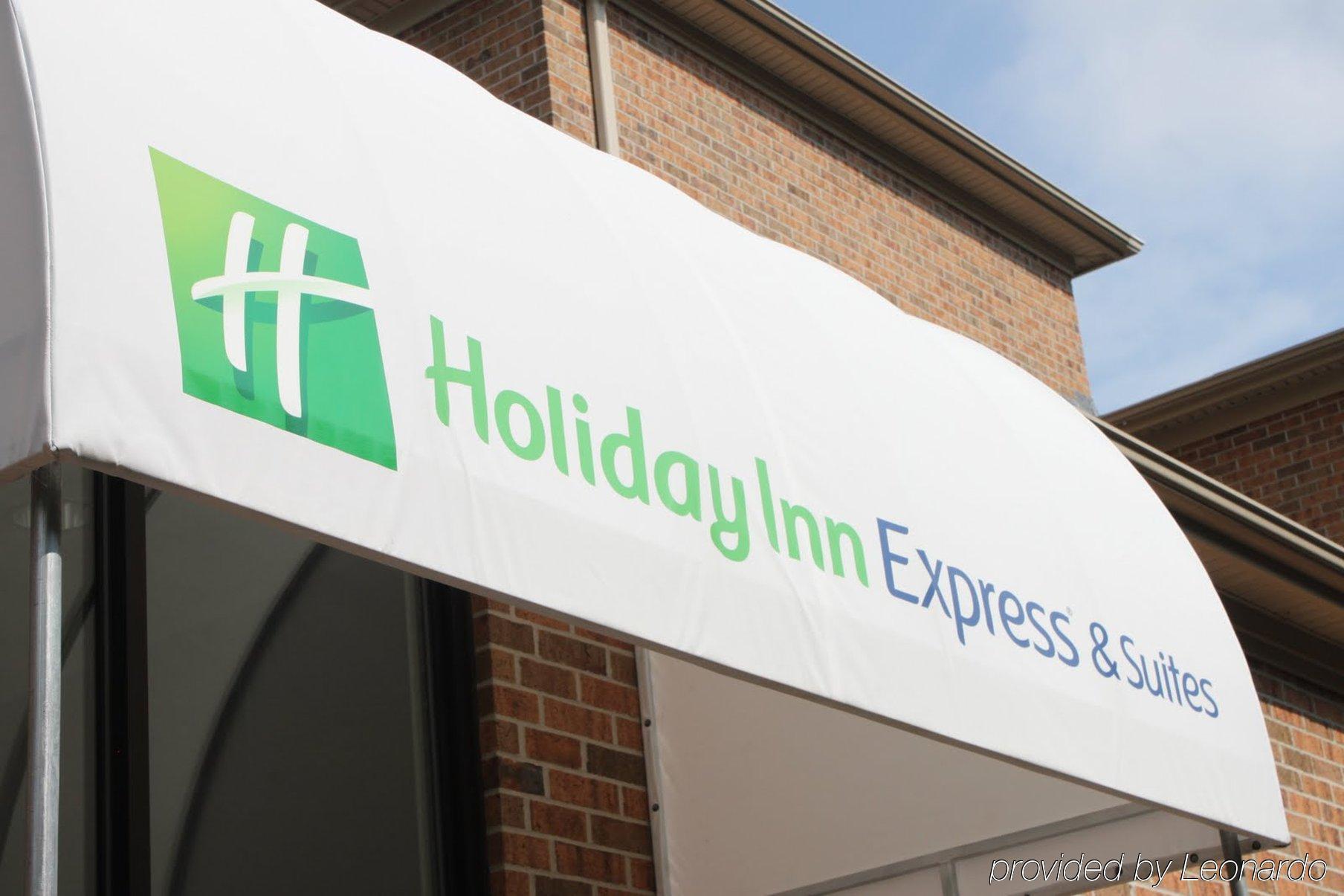 Holiday Inn Express & Suites Smithfield - Providence By Ihg Eksteriør billede